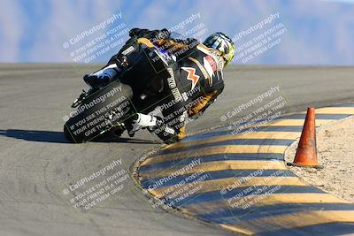 media/Jan-09-2022-SoCal Trackdays (Sun) [[2b1fec8404]]/Turn 12 Backside (130pm)/